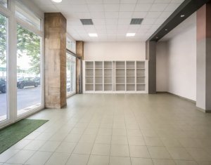 Espace Commercial à louer dans Cluj-napoca, zone Marasti