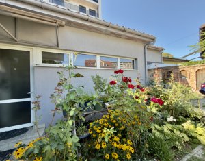 Casă individuală cu potențial rezidențial/comercial – Zona Platinia