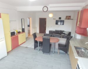 Appartement 4 chambres à louer dans Cluj-napoca, zone Zorilor
