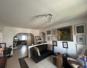 Apartament spatios cu 3 dormitoare+living zona Plopilor, aproape de BT Arena
