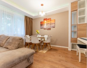 Appartement 5 chambres à louer dans Cluj-napoca, zone Plopilor