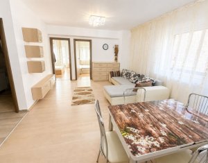 Lakás 3 szobák eladó on Cluj-napoca, Zóna Manastur