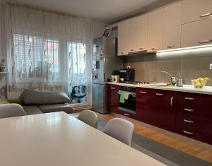 Appartement 3 chambres à vendre dans Cluj-napoca, zone Marasti