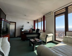 Appartement 4 chambres à vendre dans Cluj-napoca, zone Iris