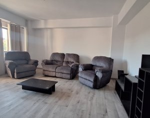 Appartement 3 chambres à louer dans Cluj-napoca, zone Centru