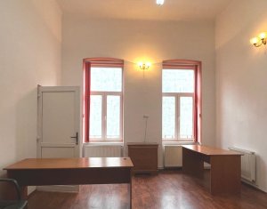 Bureau à louer dans Cluj-napoca, zone Centru
